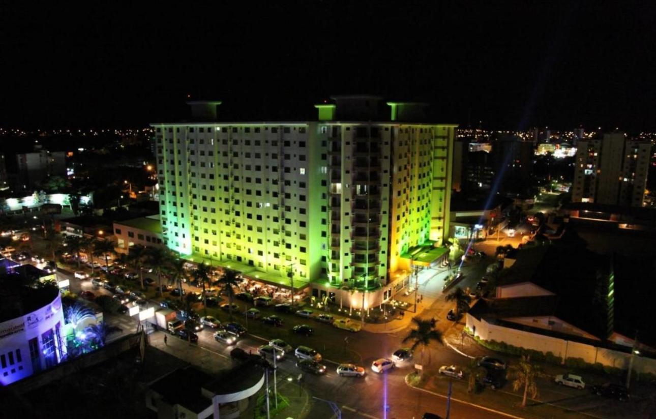 Prive Boulevard Caldas Novas Buitenkant foto